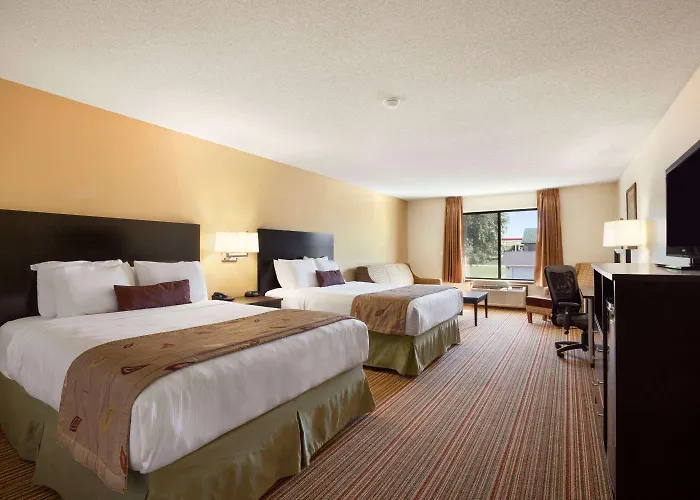 Ramada By Wyndham Wisconsin Dells I-90