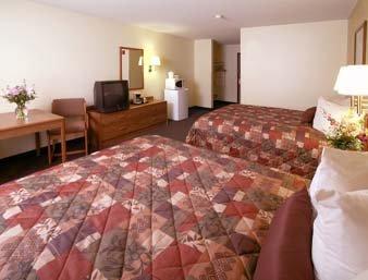 Ramada By Wyndham I-90 Lake Delton