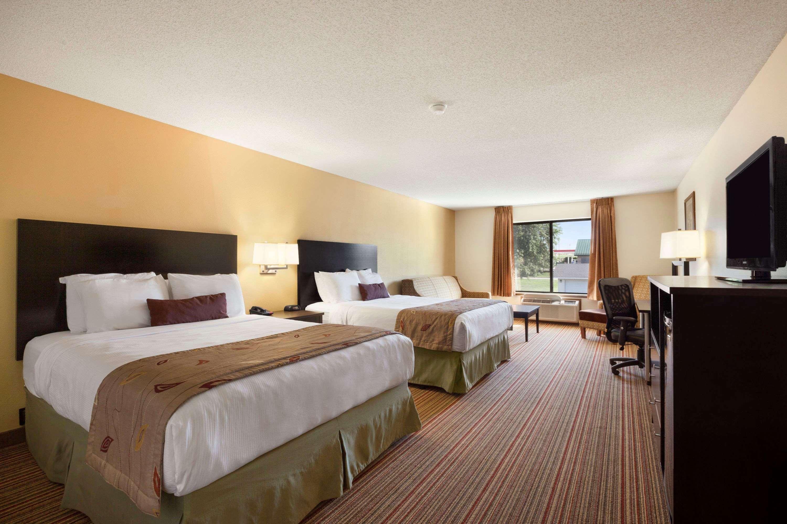 Ramada By Wyndham I-90 Hotel