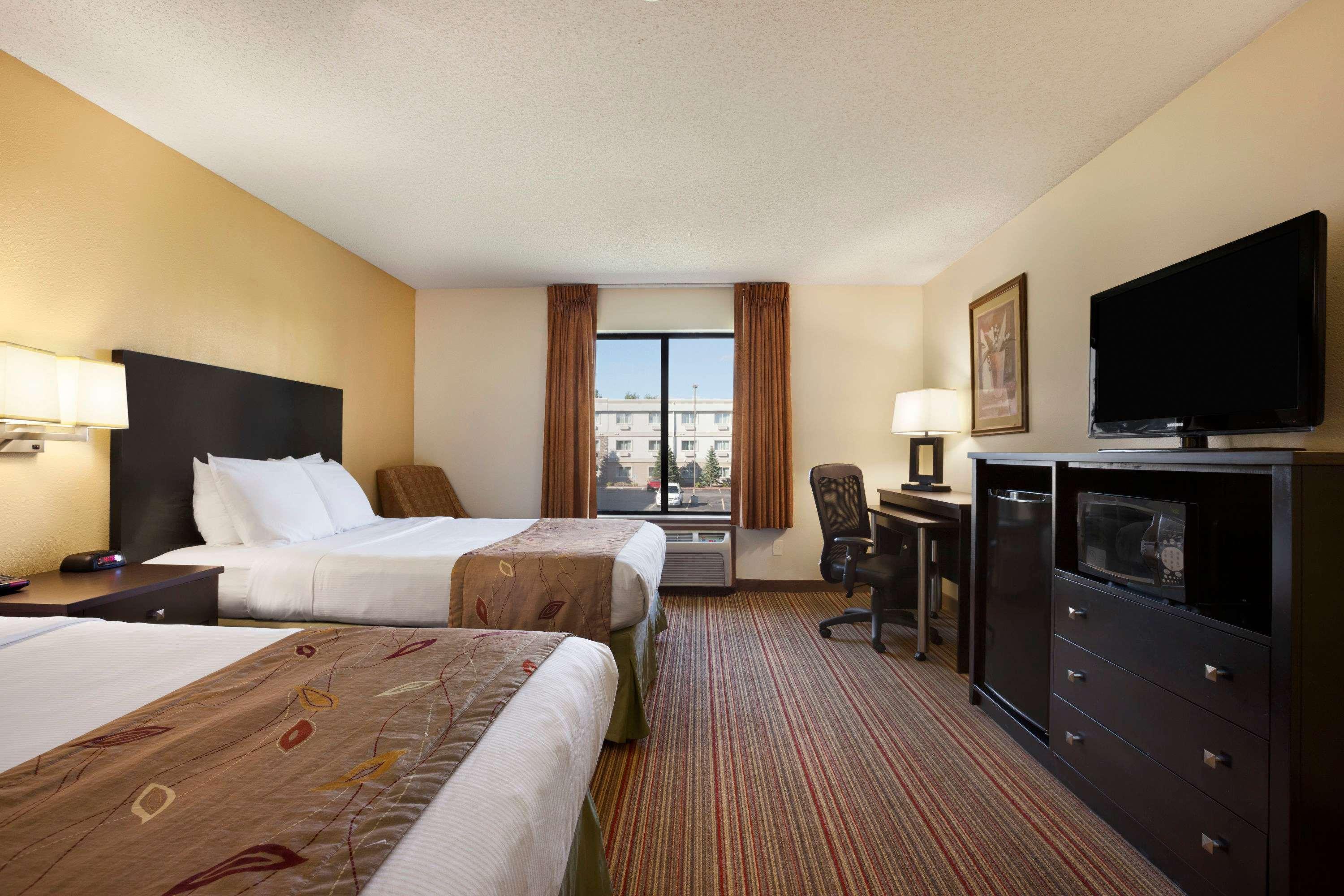Ramada By Wyndham Wisconsin Dells I-90 3*