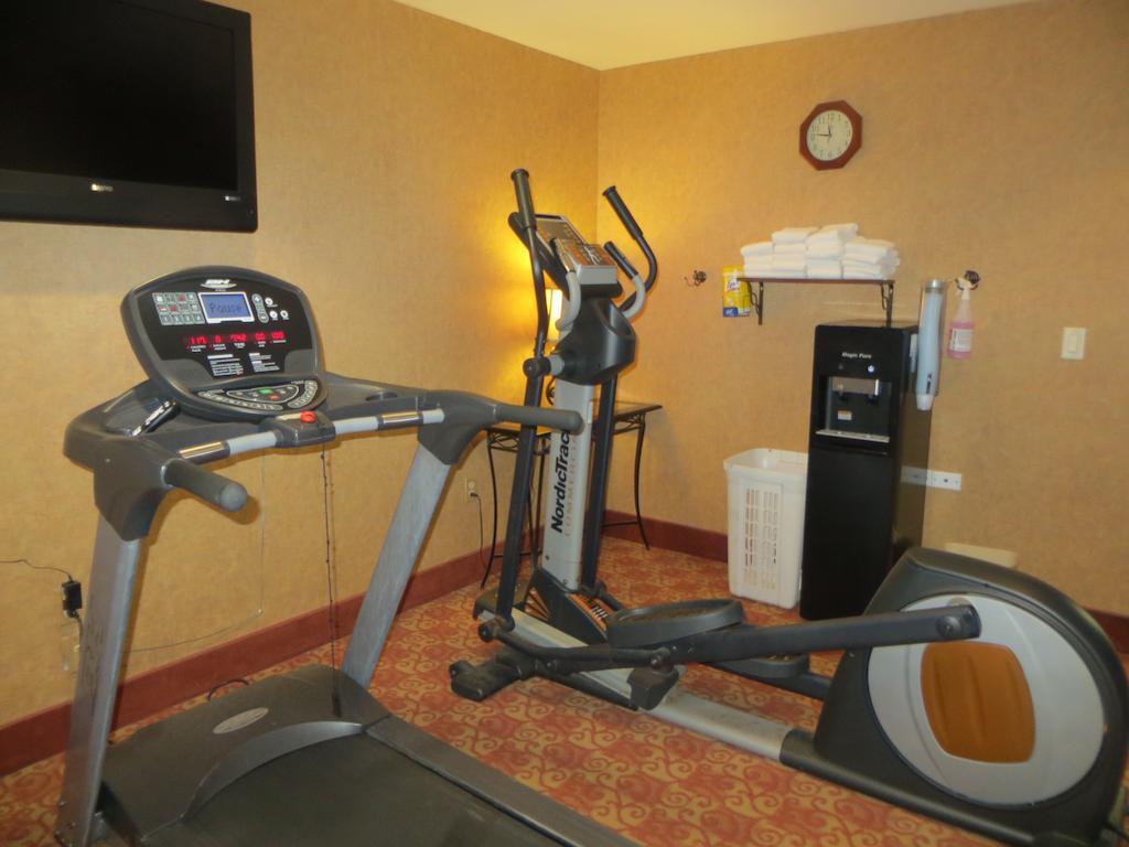 Ramada By Wyndham Wisconsin Dells I-90 Hotel